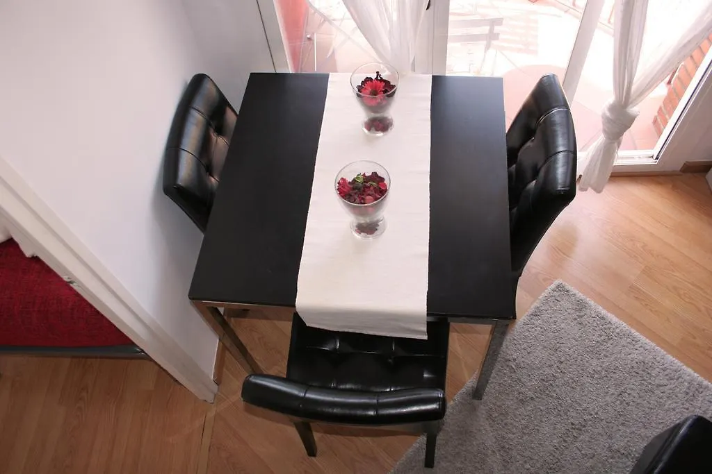 Roger De Flor Apartment Barcelona